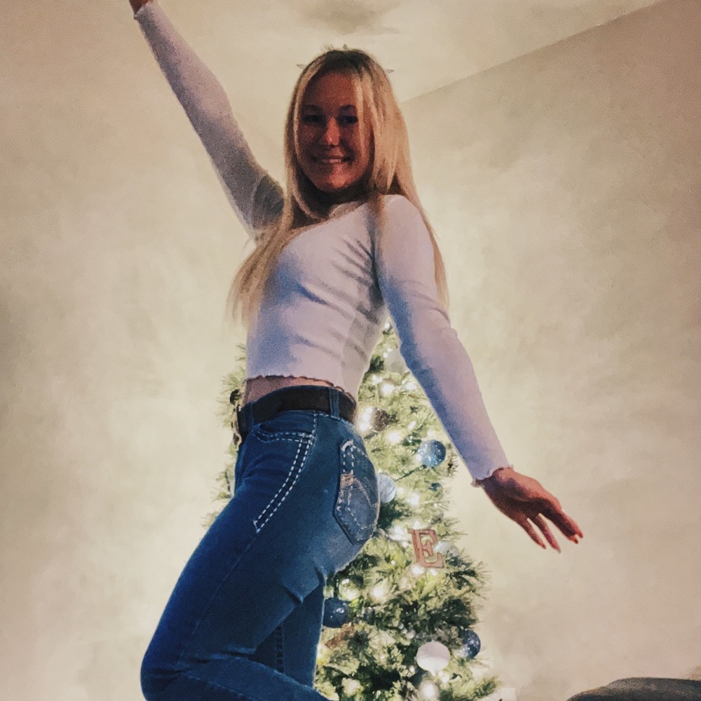 Meet your Posher, Eve